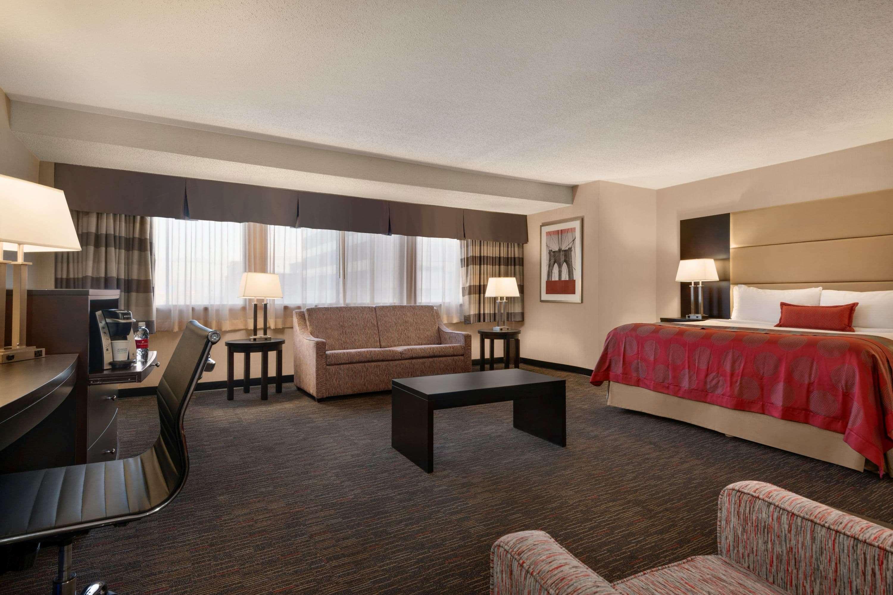 Ramada Plaza By Wyndham Regina Downtown Ξενοδοχείο Εξωτερικό φωτογραφία